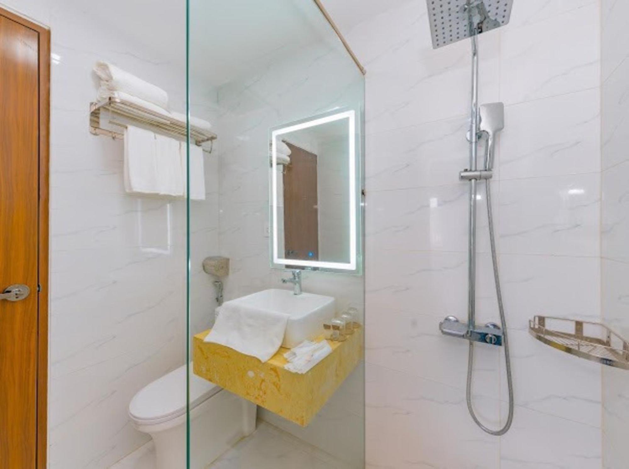 An Binh Tan Hotel Nha Trang Exterior foto